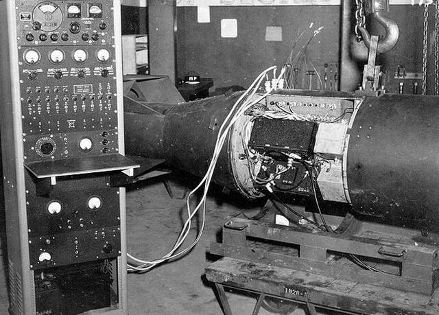 美国于1945年8月向日本广岛和长崎投放两颗原子弹的最后准备工作照曝光