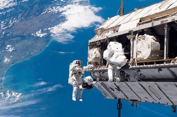 宇航员返回地球后的两周时间内会被禁止驾驶汽车