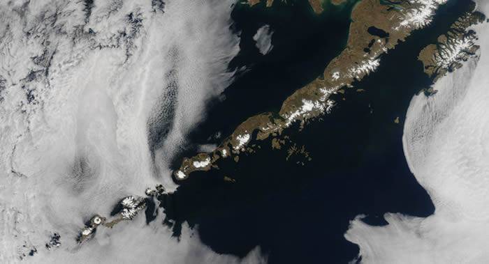 美国地质学家和火山学家团队发现阿留申群岛一小群火山实际上是一大型海底火山一部分
