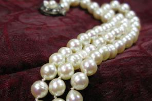 世界最长的珍珠项链，一条由316474颗珍珠组成的项链打破记录