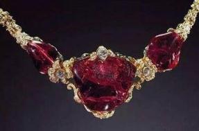 世界上最稀有的钻石，泰米尔红宝石为英国女王所有(红宝石)
