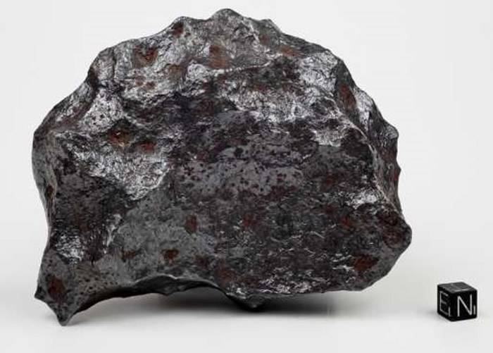 46亿年前古老小行星陨石发现冰化石“Acfer 094” 有助揭示太阳系早期面貌