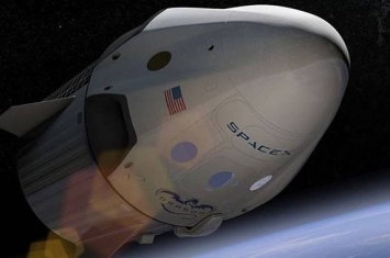 美国首艘载人“龙”飞船计划于2020年2月首次以载人模式飞赴国际空间站