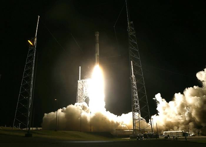 美国波音公司载人太空船“星际线”（Starliner）已安全返回地球