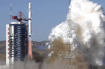中国长征四号丙运载火箭成功将高分十二号卫星发射升空