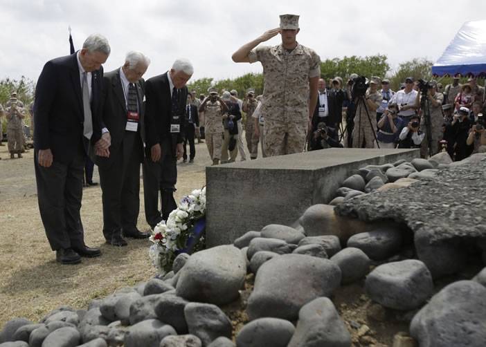美日共同悼念二战太平洋硫磺岛战役70周年