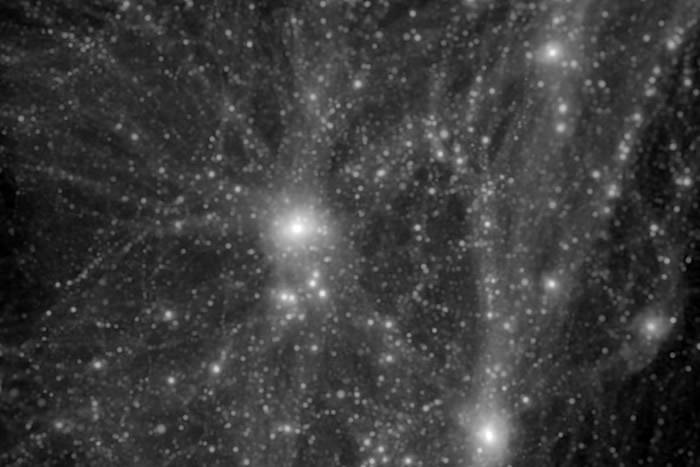 哈勃望远镜观测首次发现暗物质小团块的证据