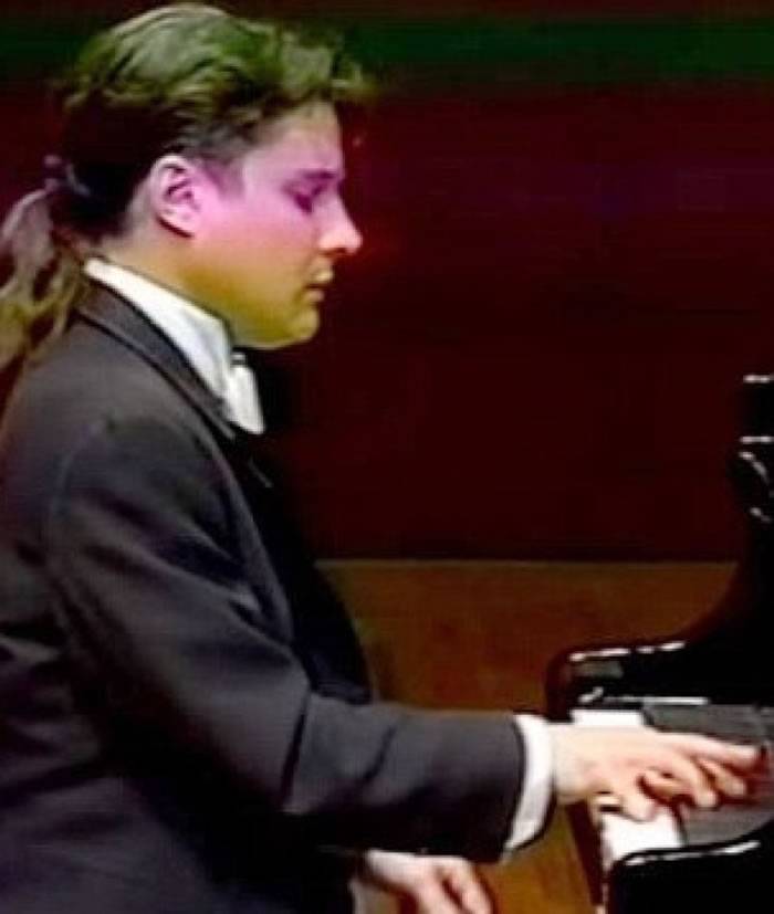 世界上真的有诅咒？范克莱本国际钢琴比赛4名得奖者遭遇不幸