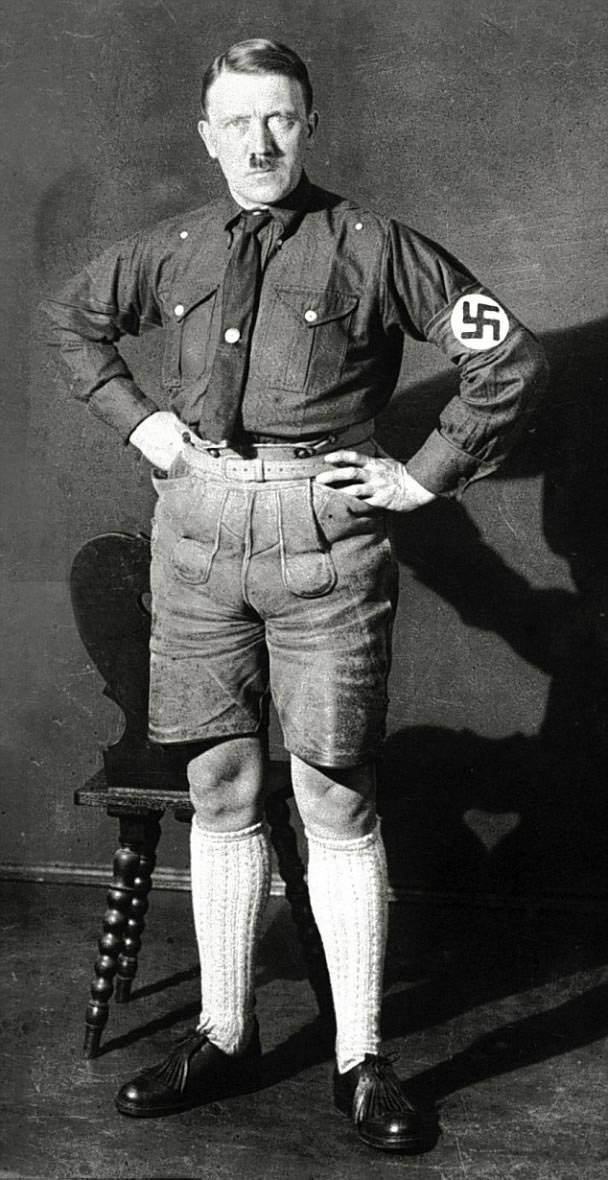 当纳粹遇上和风 希特勒罕有和服照曝光！