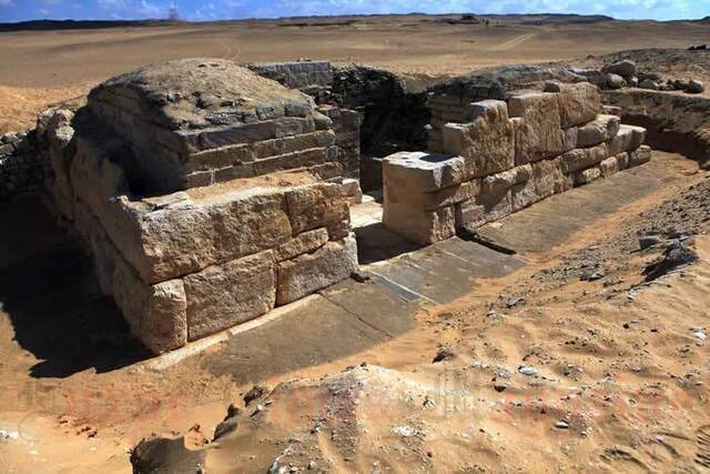 古埃及王后肯塔卡维斯三世墓室的发现可能对今当世界有一些阴郁的预兆
