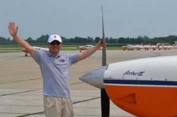 美国华裔男子张博计划挑战中国首次环球飞行