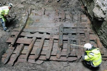 瑞典斯德哥尔摩市中心发现建造于十六世纪末的木制船只残骸