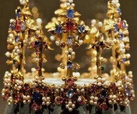 世界上最贵的王冠，英国帕拉丁皇冠无价之宝（最古老）