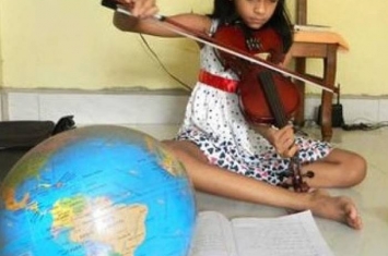 印度10岁女神童对世界河流了如指掌