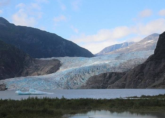 加拿大八旬老妇在美国阿拉斯加冰川迷路 独自露宿野外一晚