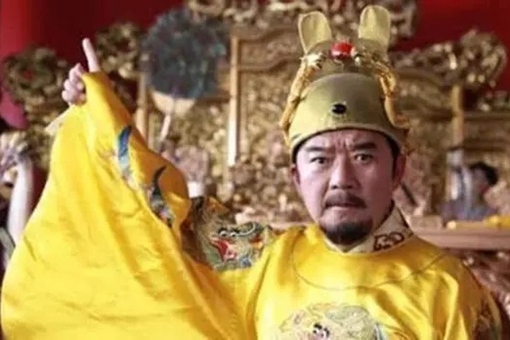 中国历史上最大的汉奸家族是哪个家族?