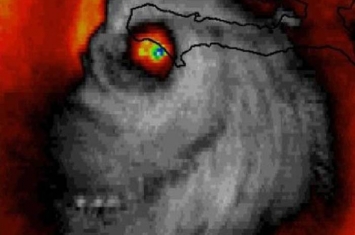 回来复仇了！NASA的“马修”飓风卫星影像中惊现被射杀的大猩猩Harambe脸庞？