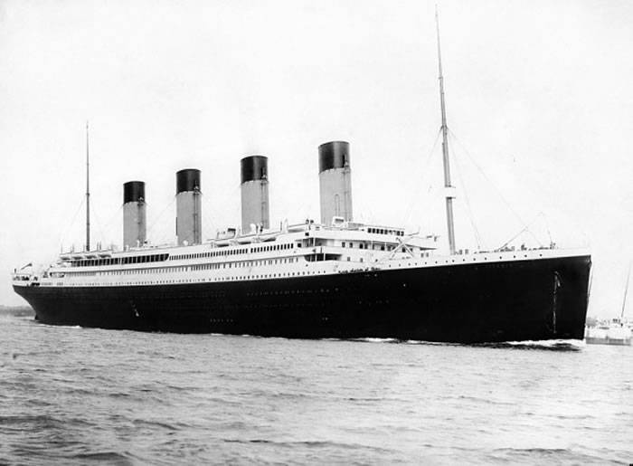 泰坦尼克号撞冰山沉船？爱尔兰记者新研究发现：船舱大火才是元凶