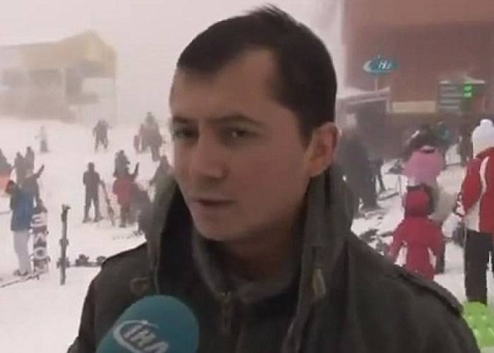土耳其滑雪场经理受访懒理身后雪崩