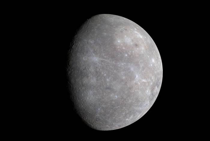 《Astrophysical Journal Letters》：离太阳最近的水星冰量惊人 热量或扮演重要角色