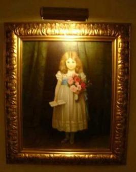 禁画德里斯基尔酒店的小女孩画像，致人灵魂脱离肉身