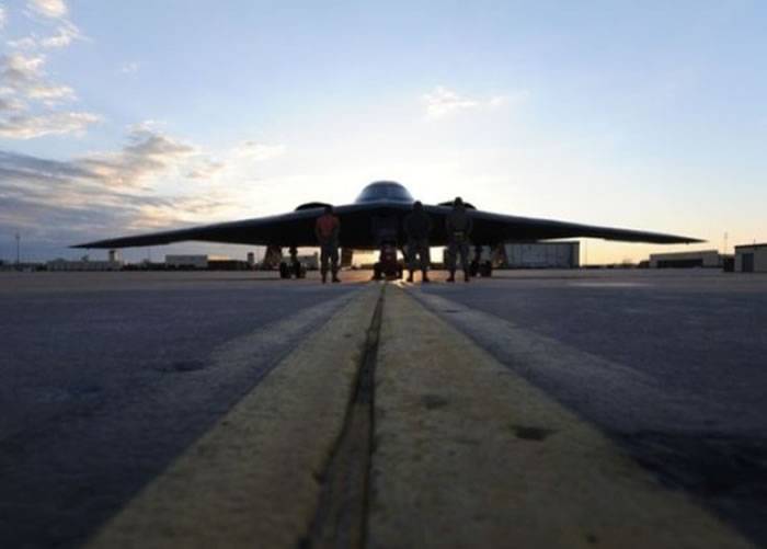 美军斥550亿美元打造百架新型B-3轰炸机机队
