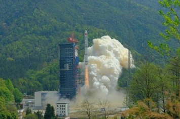 中国遥感三十号06组卫星升空开展电磁环境探测