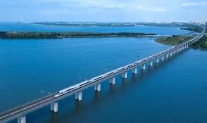 世界上最长的桥梁，丹昆特大桥全长164.851公里（开车要2小时走完）