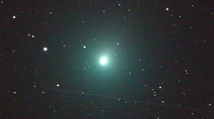 新彗星Atlas正随着其接近太阳而迅速变亮 很快就可以用肉眼观测到