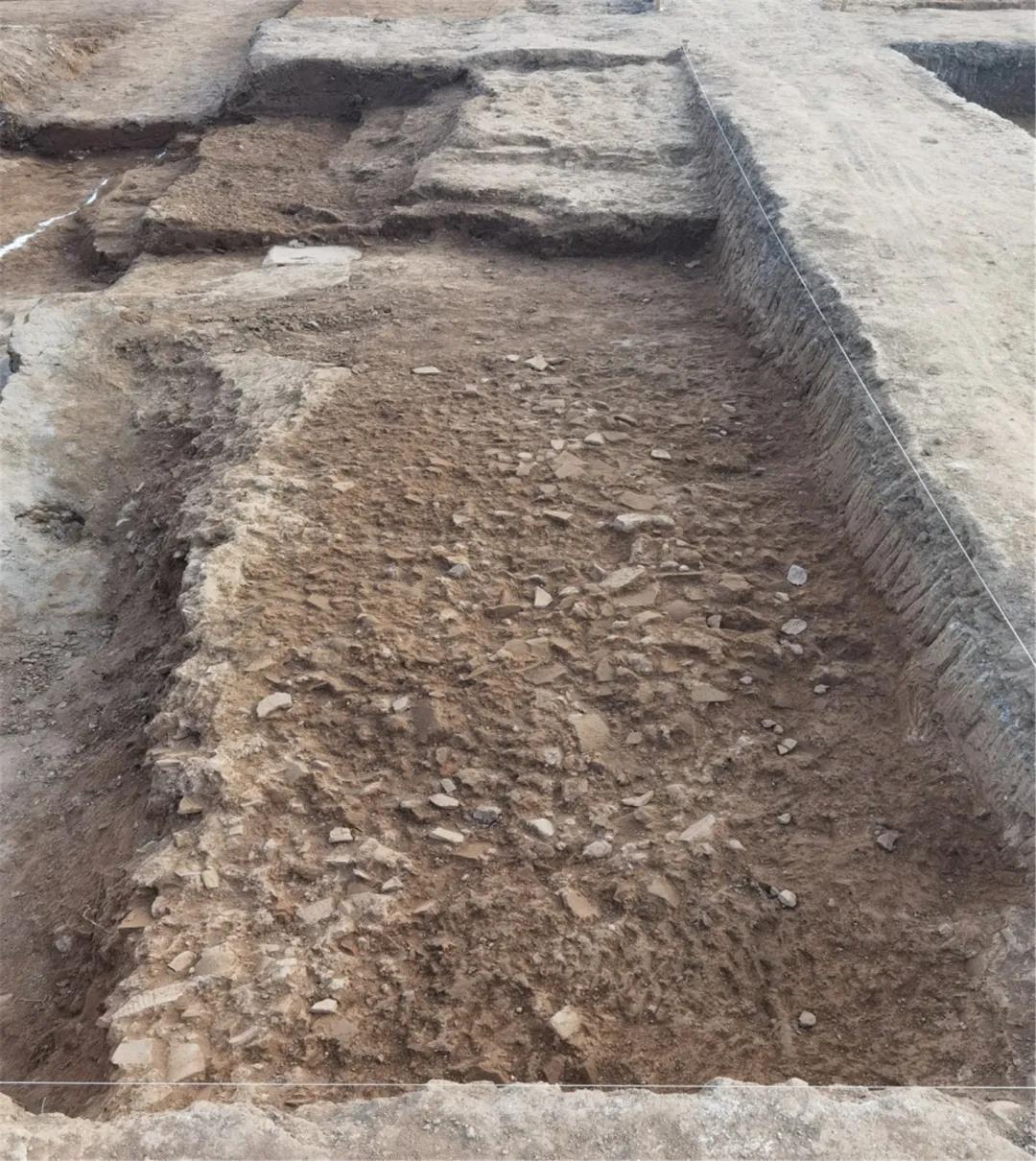 秦始皇帝陵园外城东门遗址发掘新收获