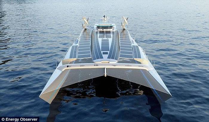 全球首艘氢气推动游艇“能源监察者号”（Energy Observer）5月法国巴黎出航游世界