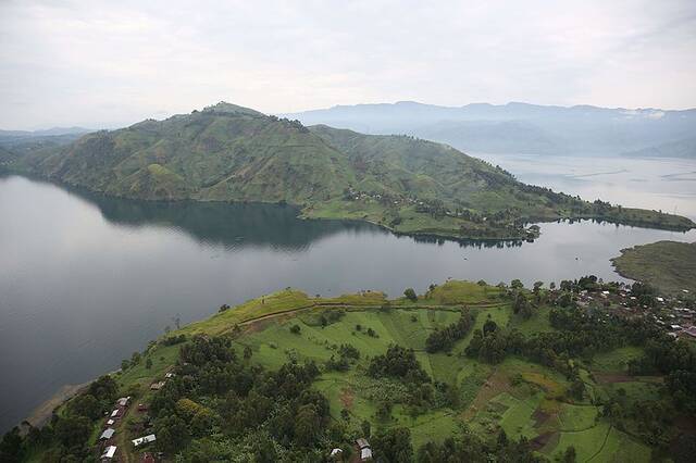 非洲“杀人湖”：卢旺达风景如画的基伍湖实际上是大量甲烷和二氧化碳的聚集地