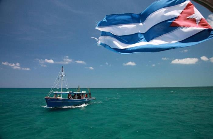 古巴渔夫出海遇意外 3日缺粮缺水终获救
