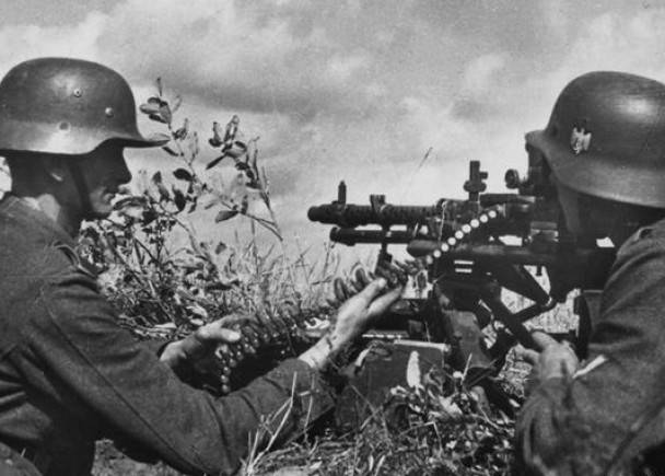 《全面涌动：第三帝国毒品》：纳粹德国在二战时期利用冰毒让军队保持战斗力