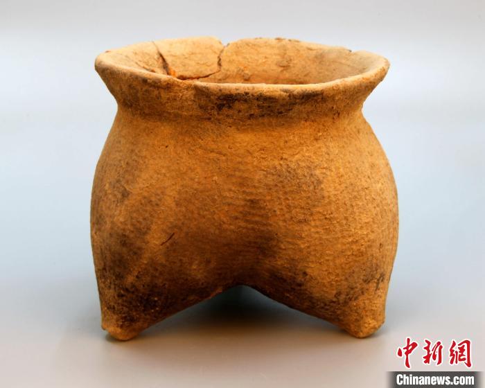 西周“陶窑”出土相关器物400余件 丰镐遗址“手工业园区”形成