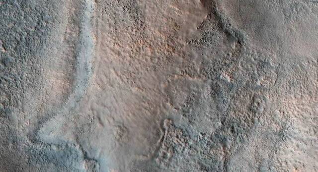 发现火星上可能存在于大约37亿年之前的河流痕迹