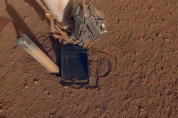 NASA洞察号上的“鼹鼠”终于又能在火星挖土钻洞