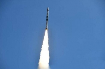 “快舟一号甲”运载火箭成功以“一箭双星”方式将“行云二号”两颗卫星送入预定轨道