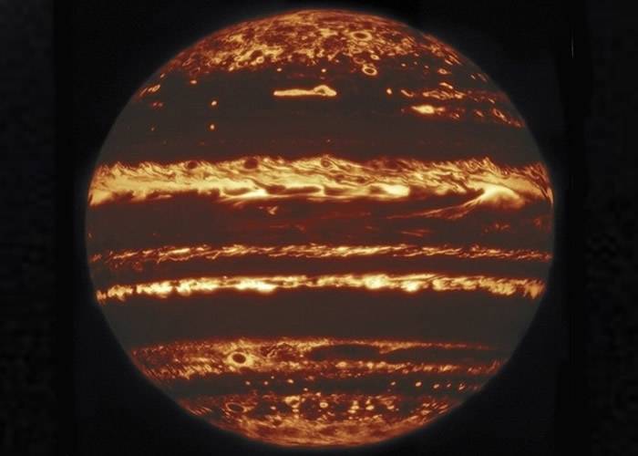 美国夏威夷北双子望远镜以“幸运成像”手法拍出地表最高清木星照片 推翻大红斑研究