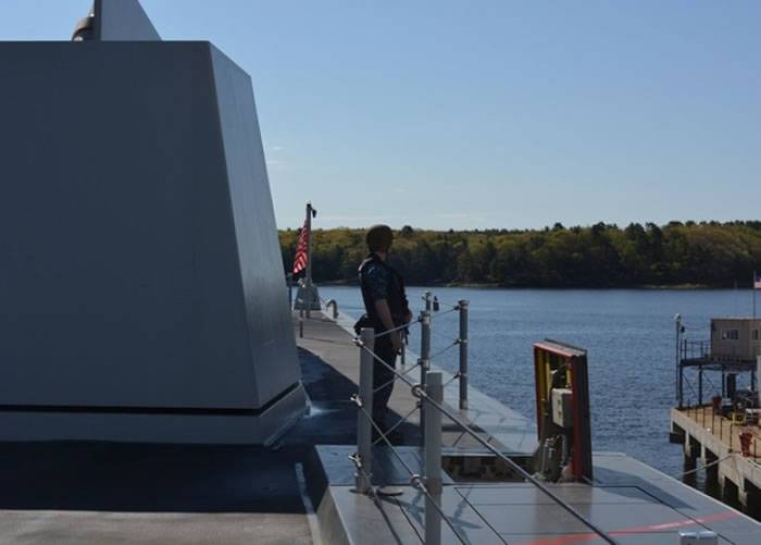 美军正式接收“未来战舰”朱姆沃尔特号（USS Zumwalt） 最快2018年实战部署