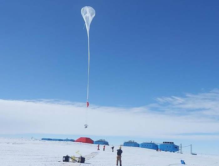 美国太空总署（NASA）在南极发现平行宇宙证据