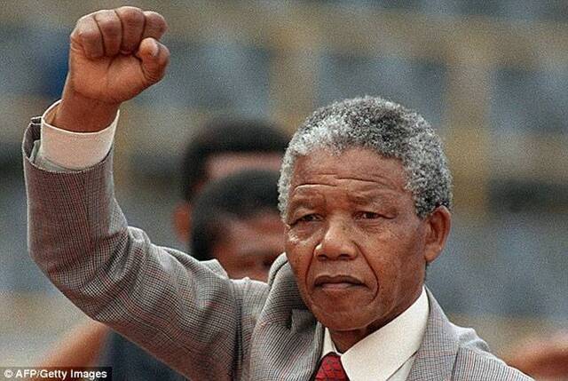 危险共产主义者 美国CIA间谍促成南非前总统曼德拉入狱