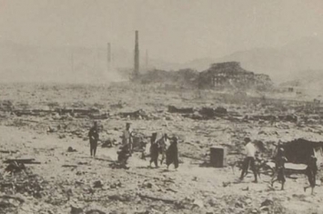 二战日军随军摄影师山端庸介所拍的长崎原爆从未公布照片曝光
