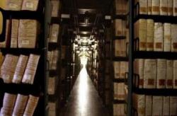 梵蒂冈机密档案室禁地，80公里长书架内部文件