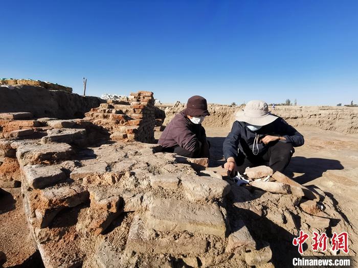 新疆奇台县唐朝墩古城遗址野外考古发掘结束出土大量遗物