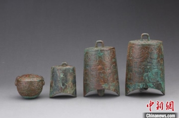 陕西陶渠遗址发现8座“甲”字形大墓 系两周时“京”国所在地