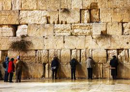 神秘耶路撒冷哭墙真相，所谓救世主降临实为自然现象
