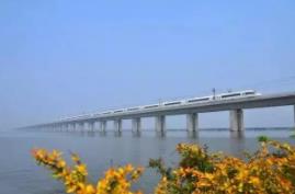世界最长桥：行车需要2小时，跨越五个市(长164公里)
