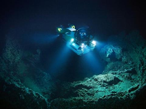 从海平面到最深处 大海可以有多深?