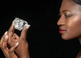 世界上最大的抛光钻石：重达150克拉(价值数千万英镑)